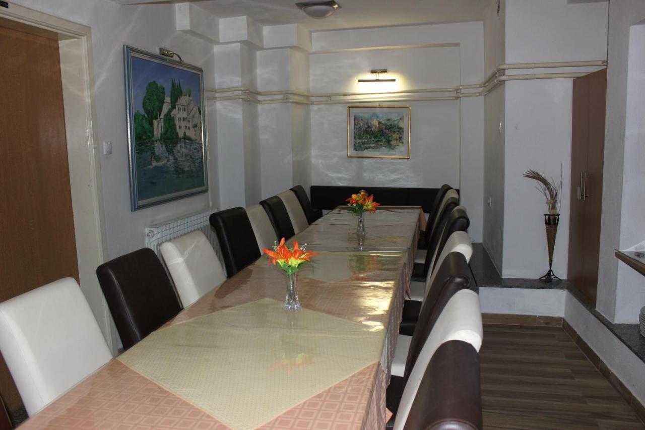 Hotel San Требинье Экстерьер фото